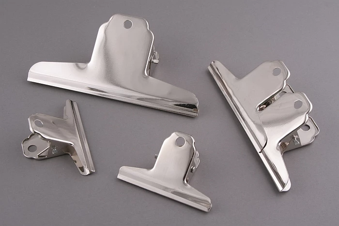 Clip metalowy chromowany 145mm