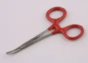 Hemostat wygięty 10 cm.