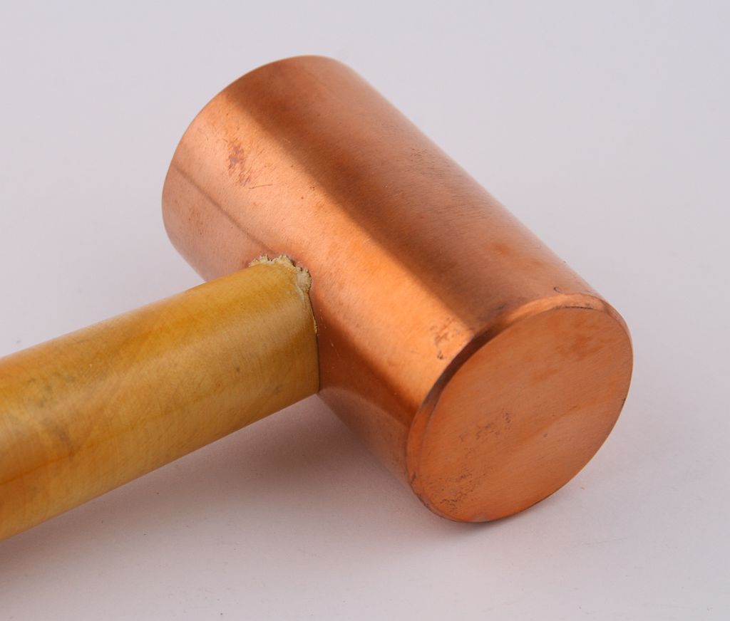 бронзовый молоток. молоток латунный 400г. бронзовая киянка. старинный молоток бронзовый. смотровой молоток.